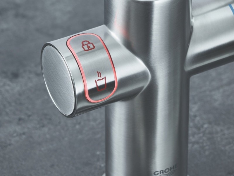 Смеситель Grohe Red II Duo 30325DC1 для кухонной мойки, с водонагревателем