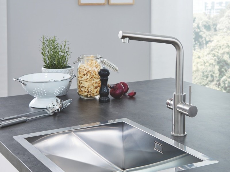Смеситель Grohe Red II Duo 30325DC1 для кухонной мойки, с водонагревателем