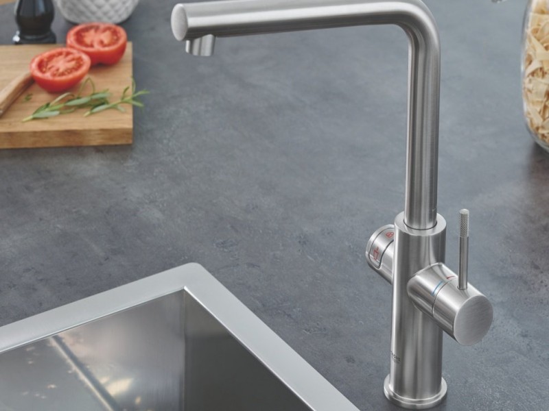 Смеситель Grohe Red II Duo 30325DC1 для кухонной мойки, с водонагревателем
