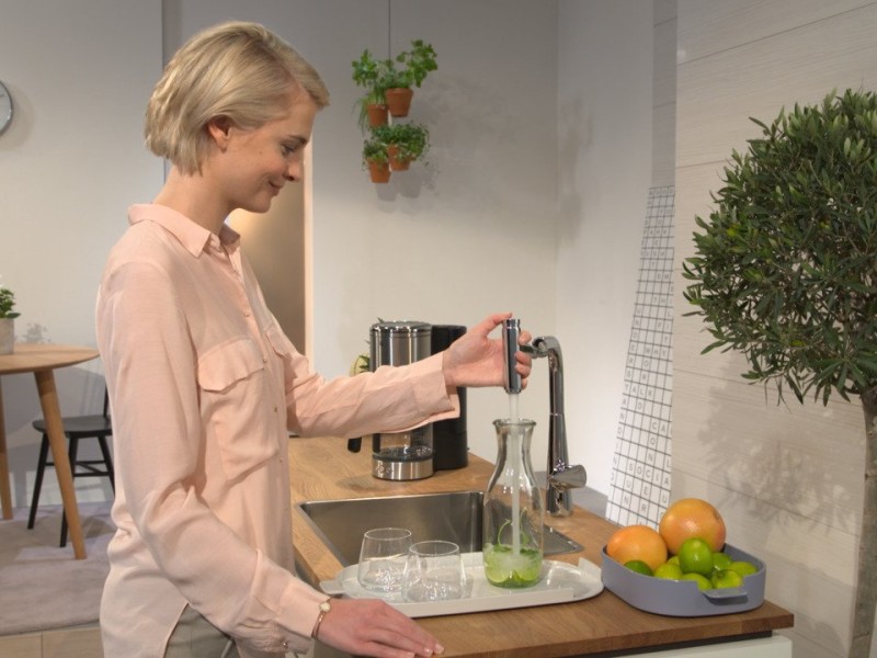 Смеситель Hansgrohe Talis Select S 220 72822800 для кухонной мойки, сталь